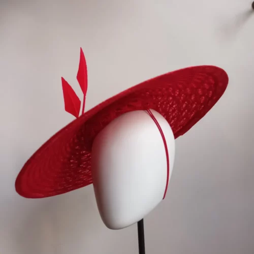 Chapeau des rizières, modiste Var, modiste Toulon, créateur de chapeaux pour femmes